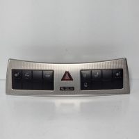Schalter Einheit ESP Sitzheizung Warnblinklicht<br>MERCEDES-BENZ CLK (C209) CLK 200 CGI